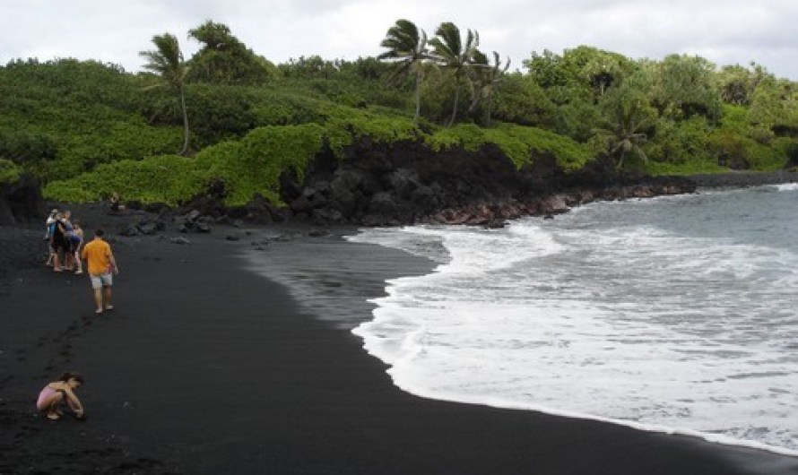 Black Sand Beach, Alaska