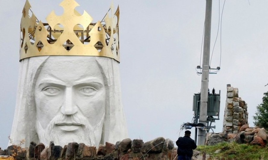 Christ the King monument