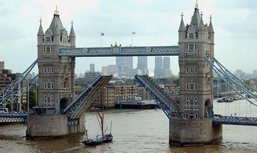 Tower Bridge