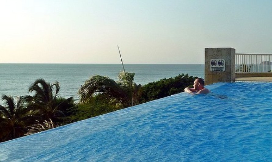 Stunning Infinity Pool at Golden Triangle Resort – Chiang Rai, Thailand.