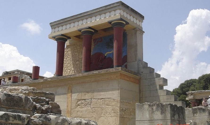 Knossos Oldest Buildings