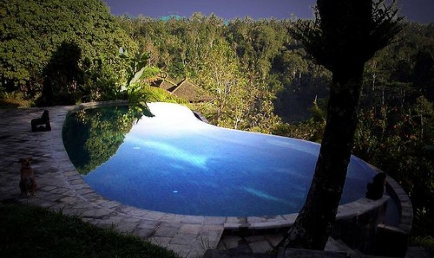 10 Stunning Infinity Pools