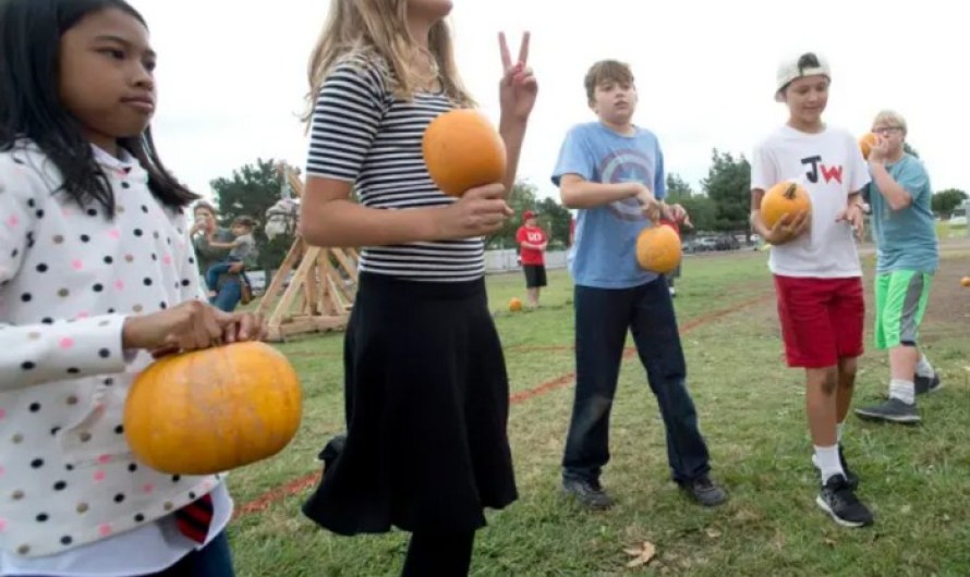 Pumpkin Throwing