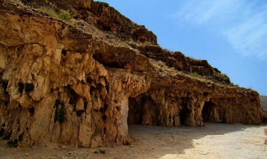 Sangeshkan Asian Caves, Iran