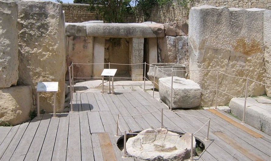 Tarxien temple Oldest Buildings